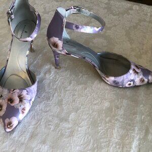 BAndolino Floral Print Heels